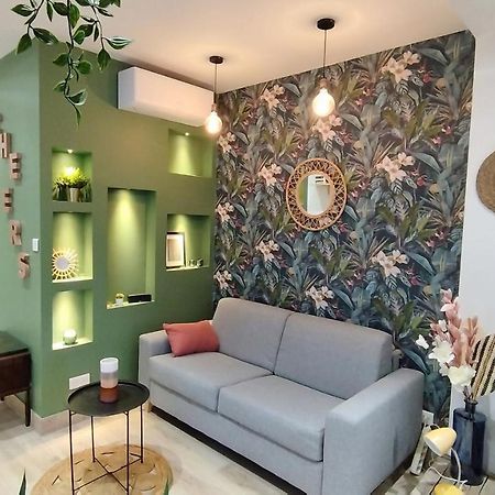 Ferienwohnung Studio De Charme Climatise Gare Riquier Nizza Exterior foto